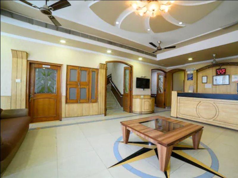 Rc Inn Sirsa 外观 照片