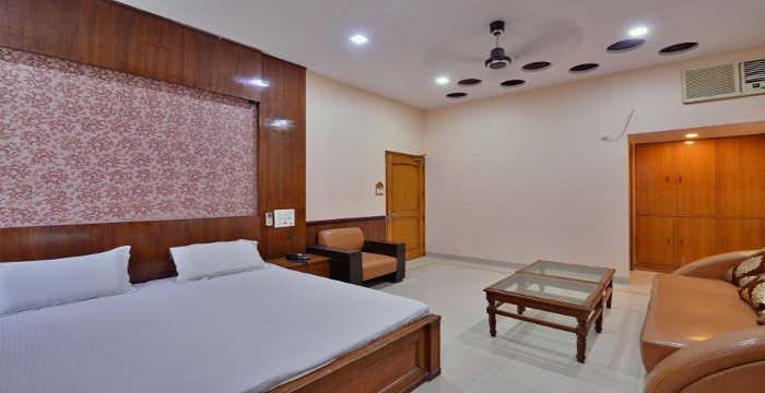 Rc Inn Sirsa 外观 照片
